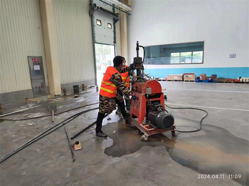 陵水厂房地面下沉塌陷注浆加固施工